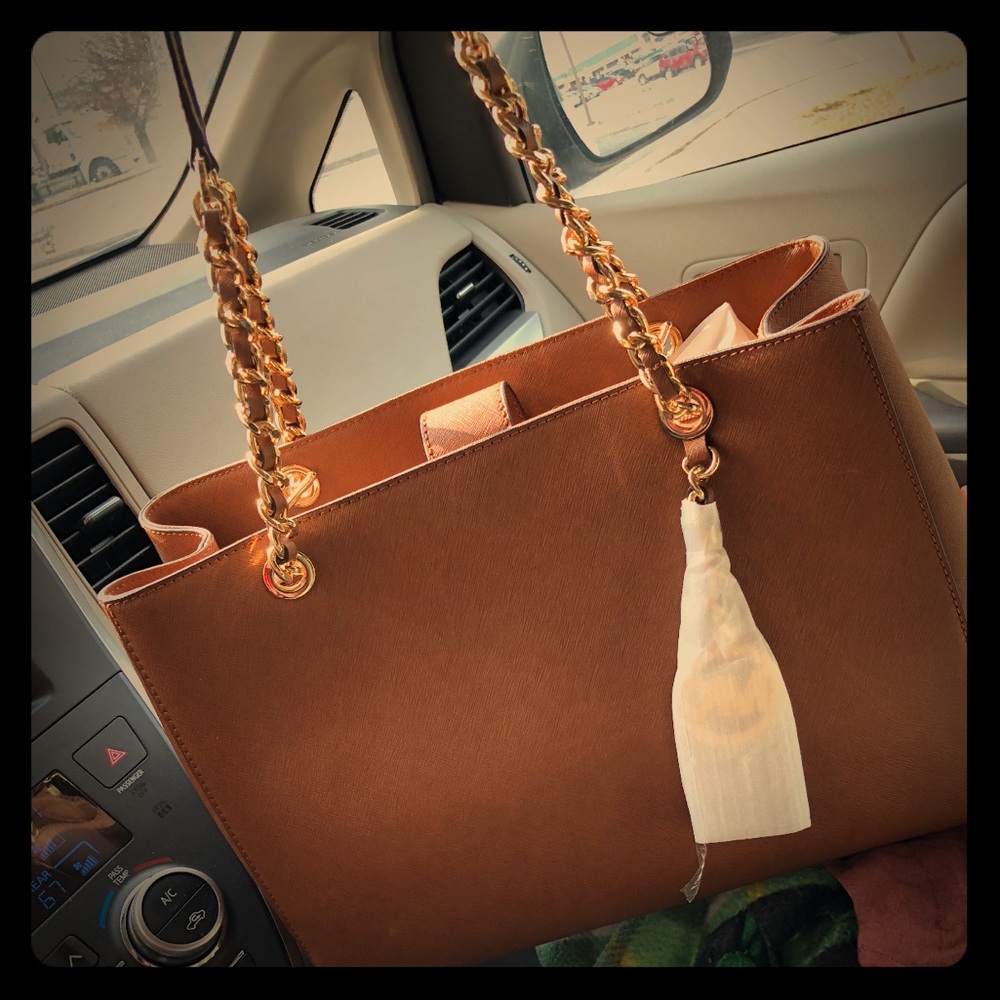 Brand new MK purse